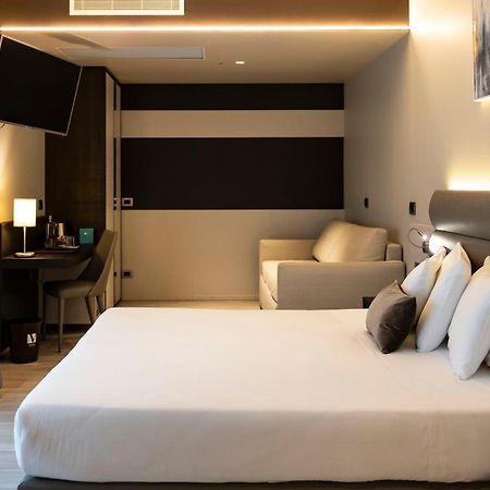 Vision Hotel Peschiera del Garda Esterno foto