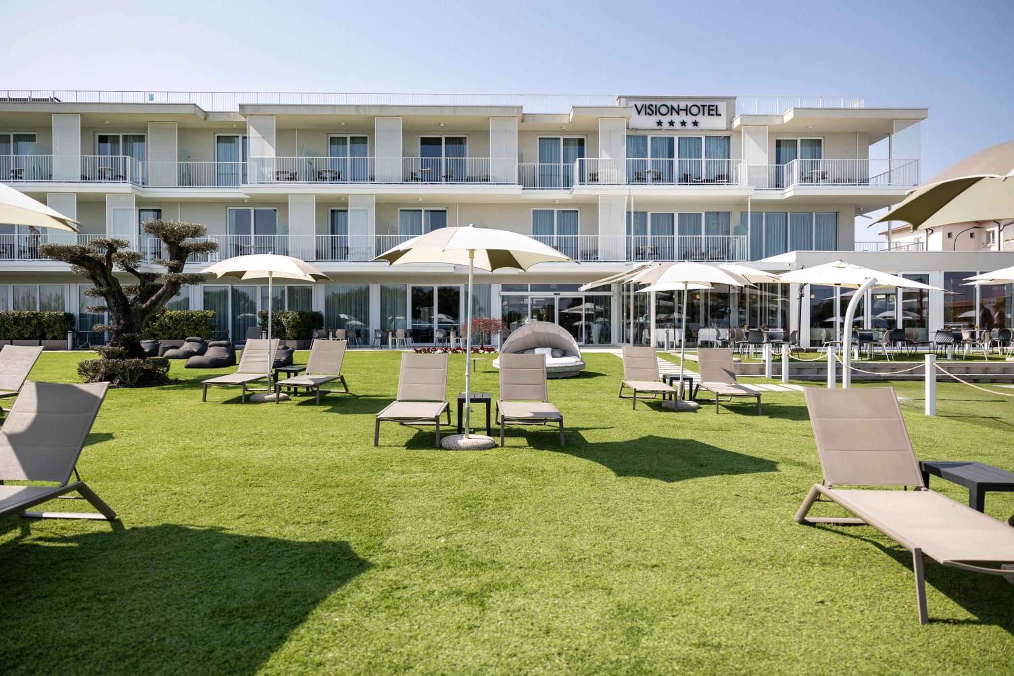 Vision Hotel Peschiera del Garda Esterno foto