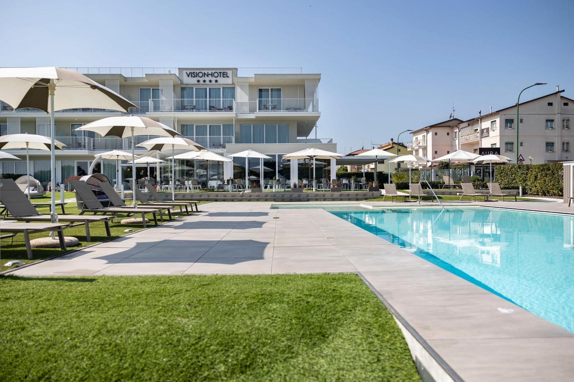 Vision Hotel Peschiera del Garda Esterno foto