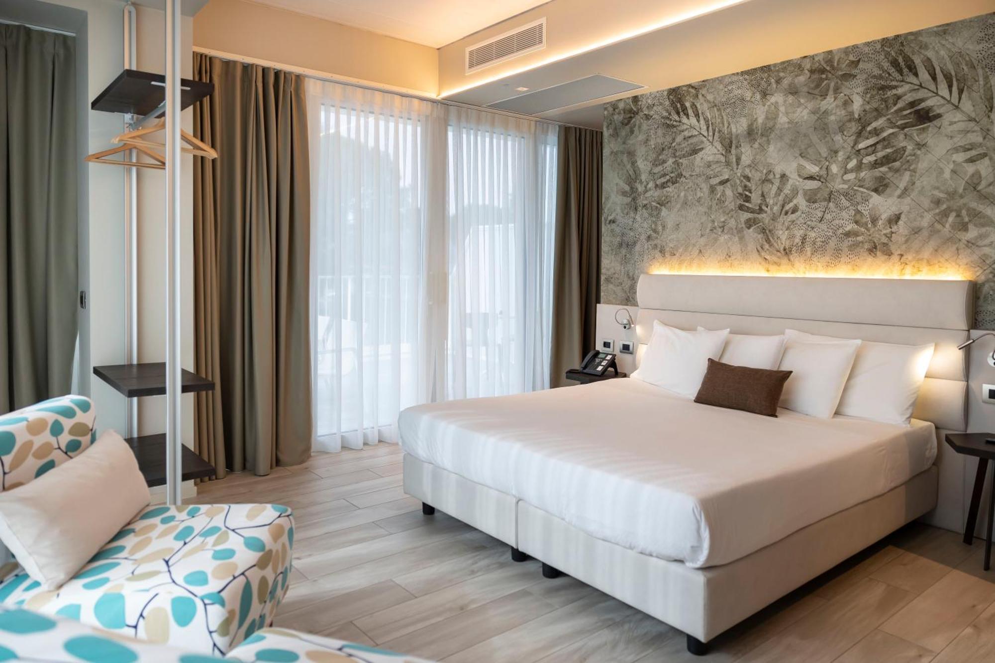 Vision Hotel Peschiera del Garda Esterno foto