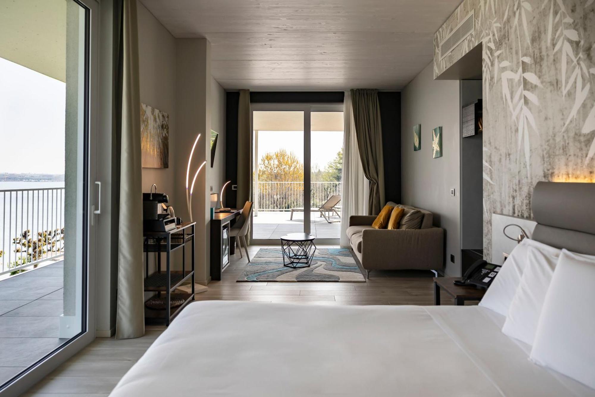 Vision Hotel Peschiera del Garda Esterno foto