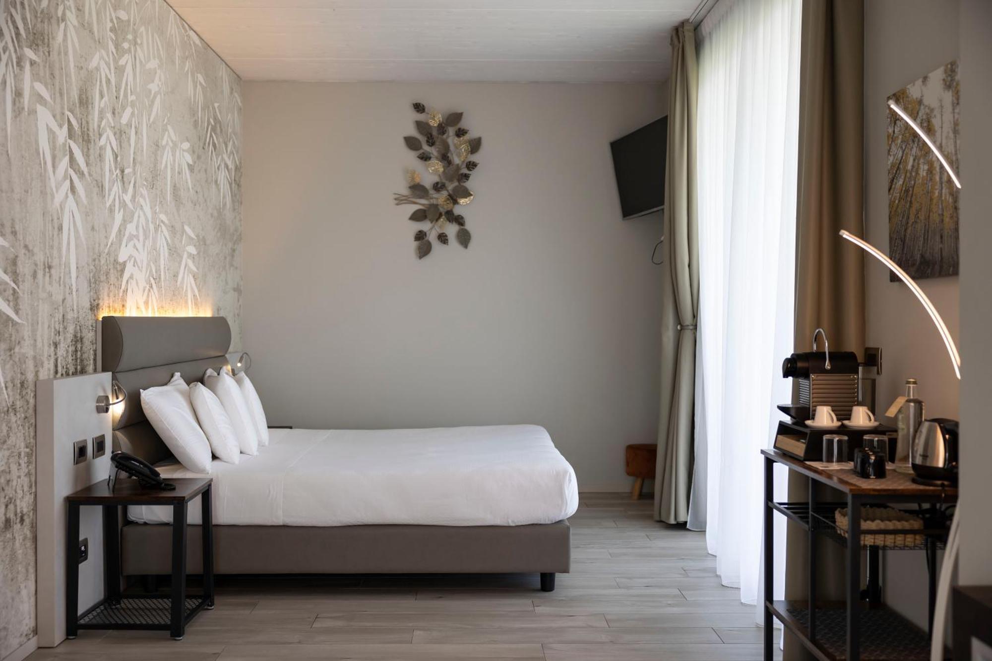 Vision Hotel Peschiera del Garda Camera foto