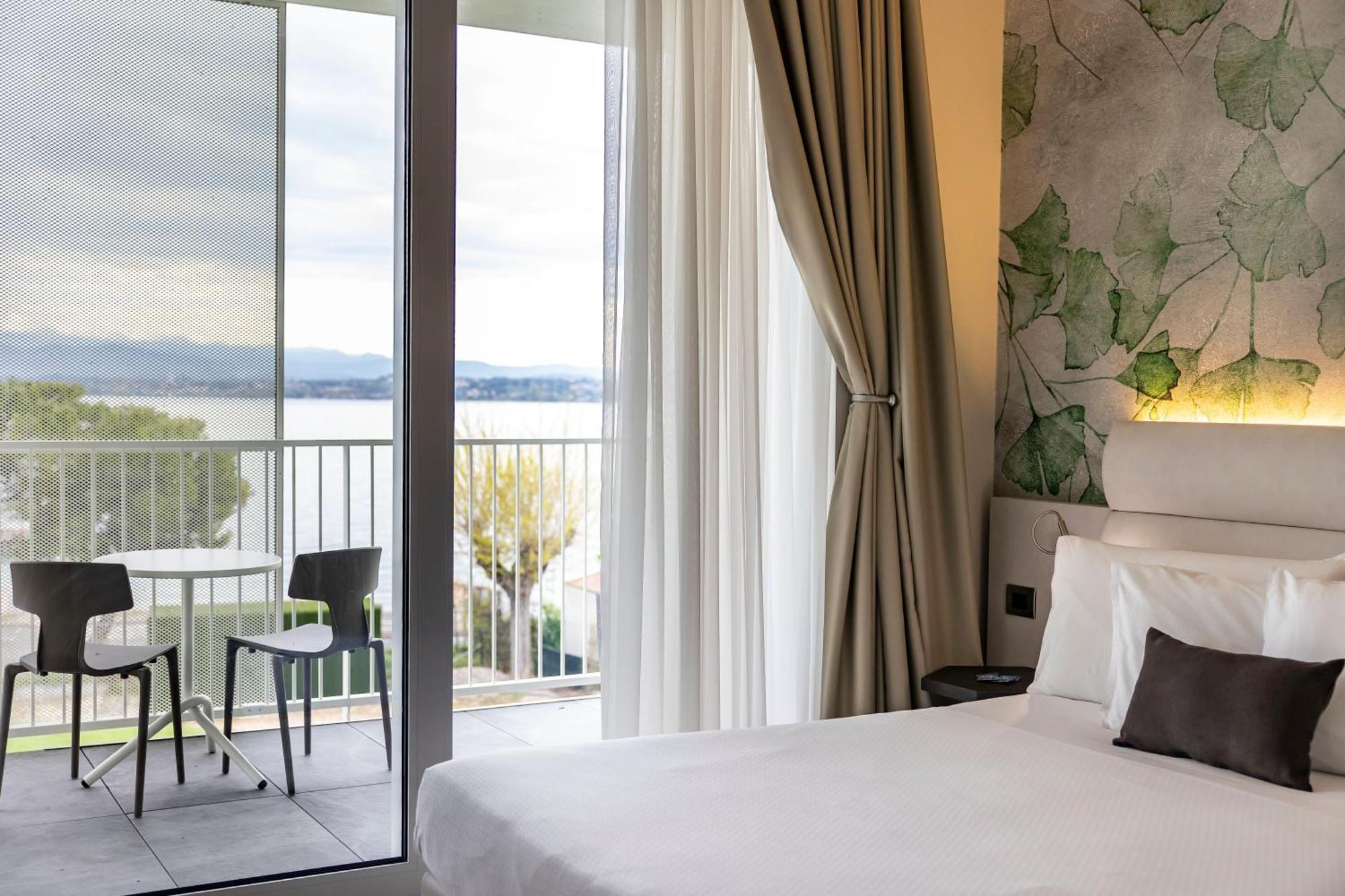 Vision Hotel Peschiera del Garda Esterno foto